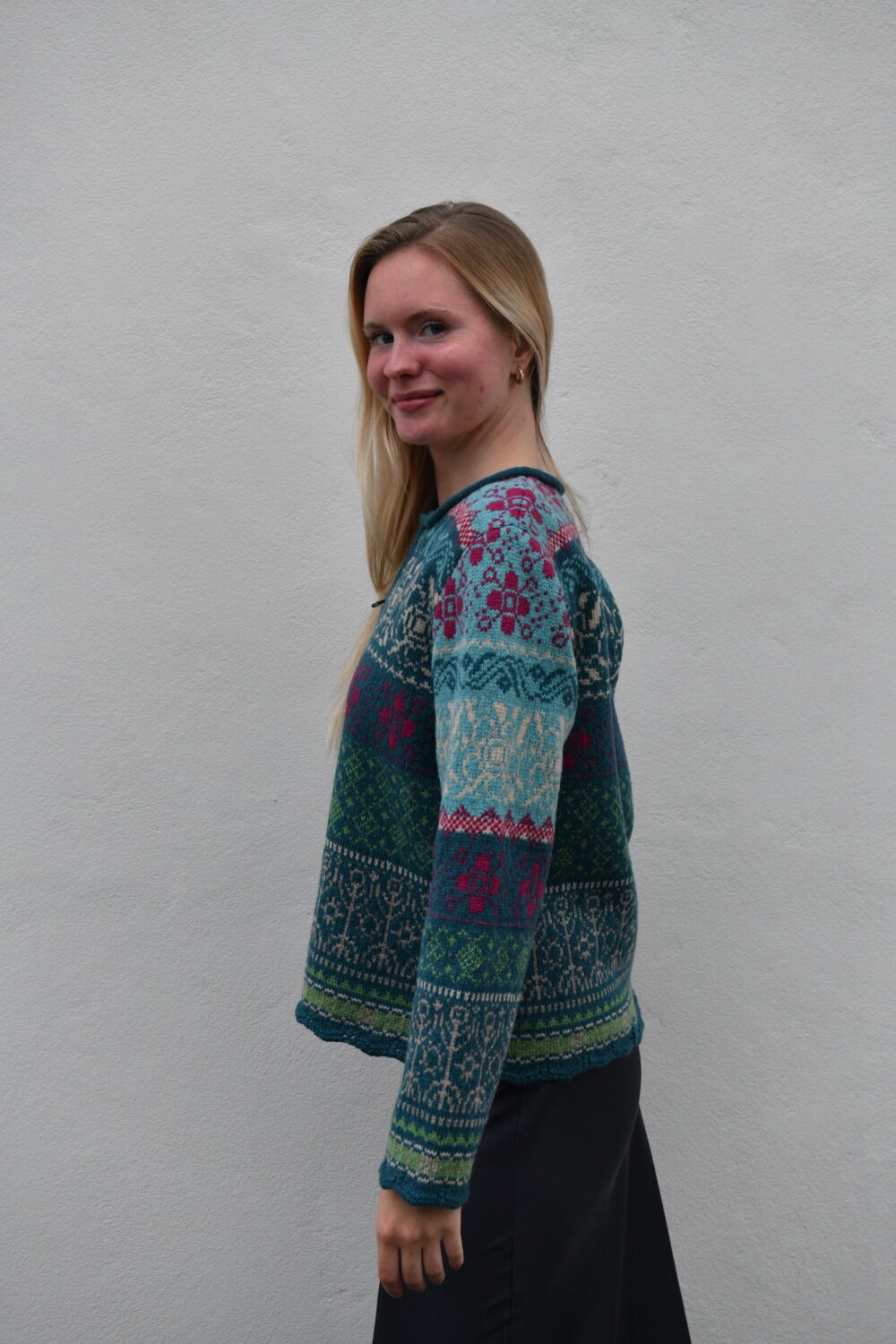 The Lucky Symbols Cardigan – Women's Patterned Short Cardigan - Blue - Image 3
